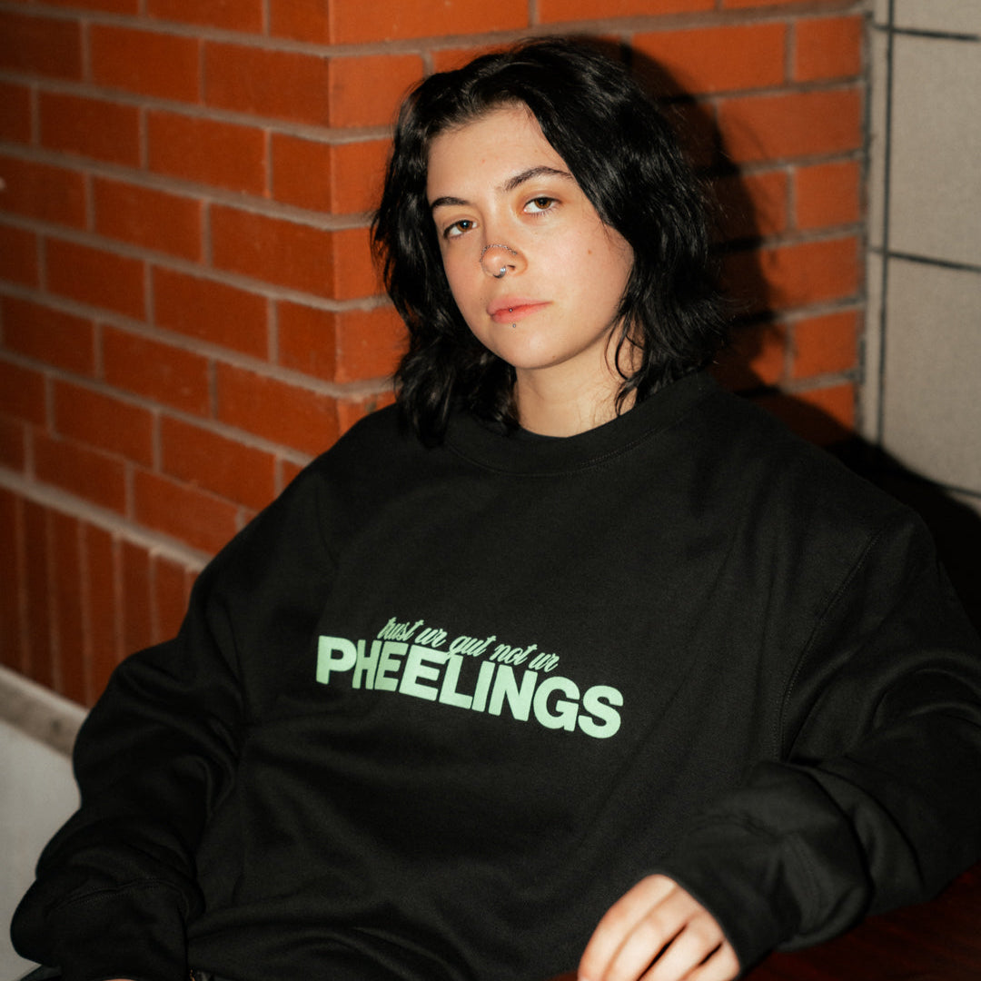 pheelings crew neck