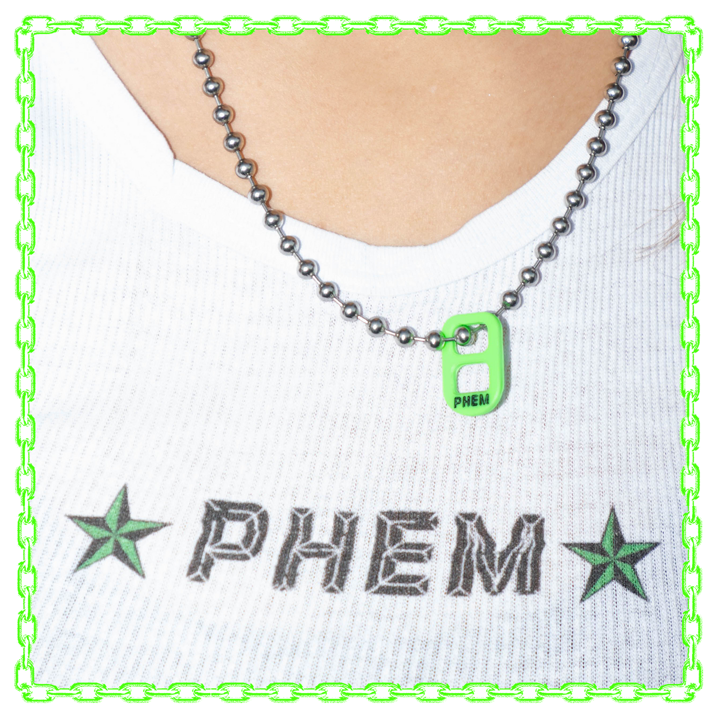 oversized green tab necklace